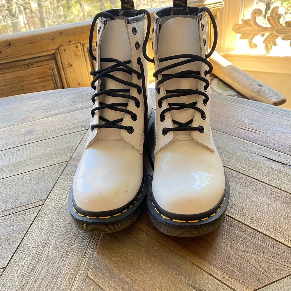 Dr. Martens Womens patent boot - white - Picture 1 of 5